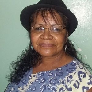 Meet your Posher, Louetta